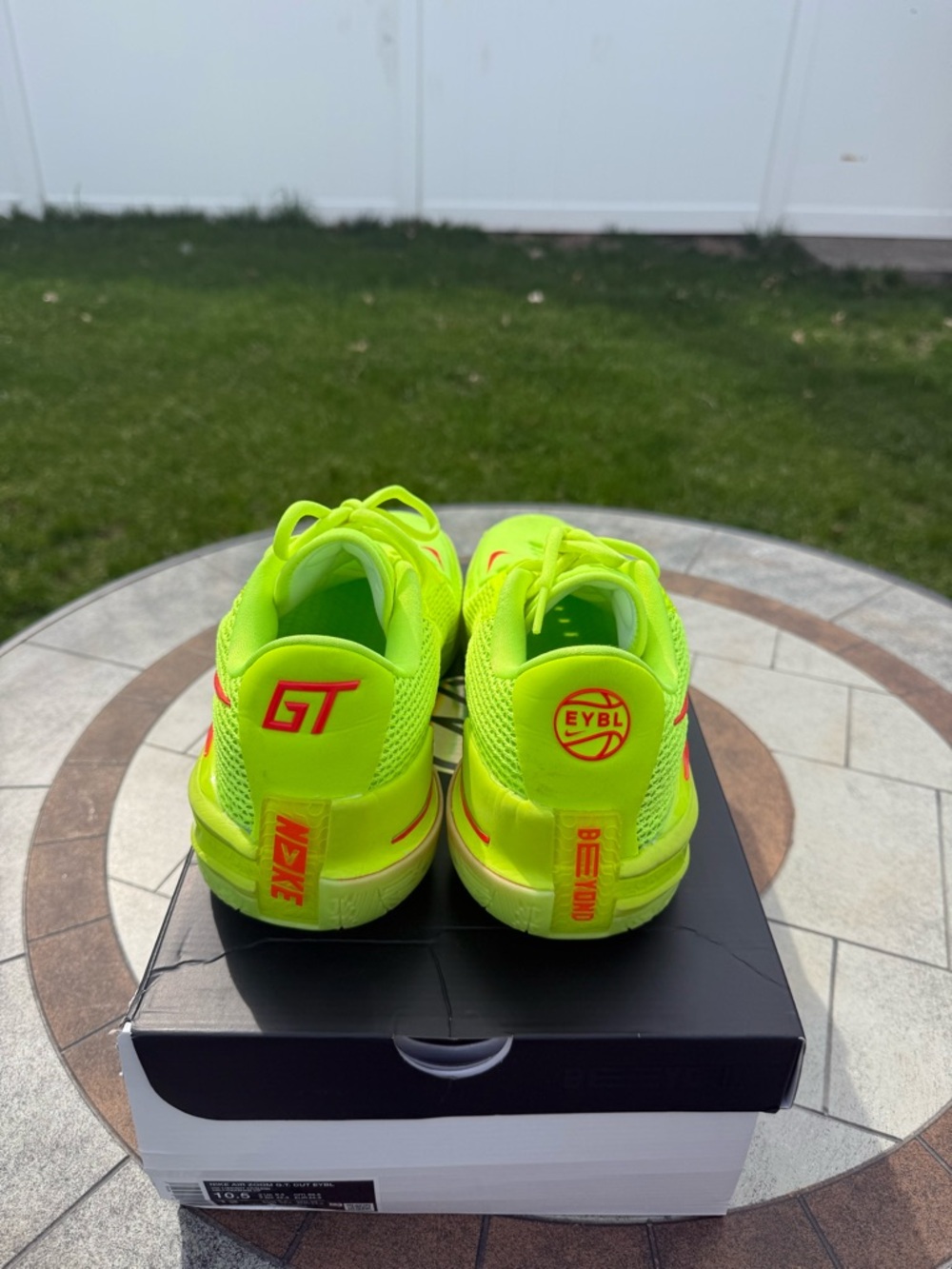 Nike EYBL GT Cut  Basketball  Sneakers volt